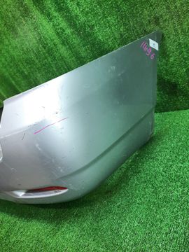 БАМПЕР НА TOYOTA COROLLA NZE121