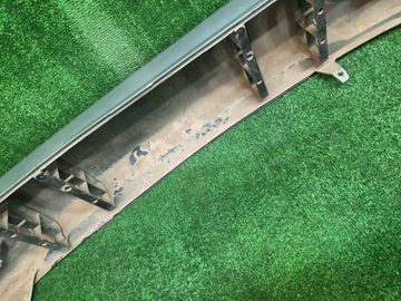 БАМПЕР НА TOYOTA COROLLA NZE121