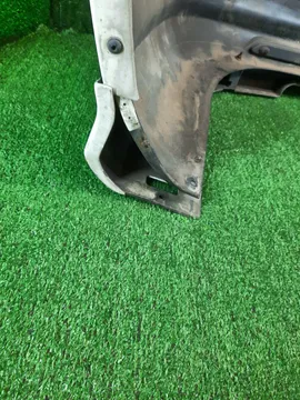 БАМПЕР НА TOYOTA HARRIER MCU10W