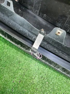 БАМПЕР НА TOYOTA PRIUS ZVW30