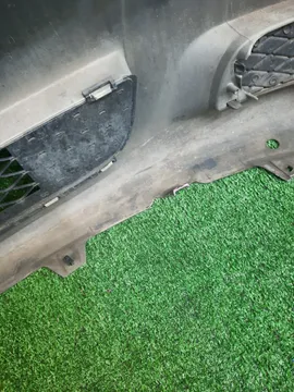 БАМПЕР НА TOYOTA VITZ SCP10