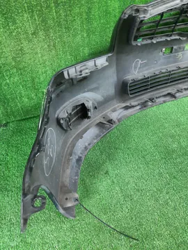 БАМПЕР НА TOYOTA AVENSIS AZT250