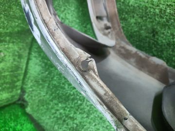 БАМПЕР НА SUBARU LEGACY BG5