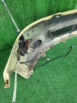 БАМПЕР НА TOYOTA VITZ SCP10