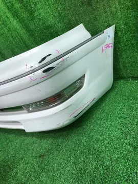 БАМПЕР НА TOYOTA MARK II GX100
