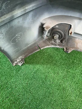 БАМПЕР НА TOYOTA VISTA SV50