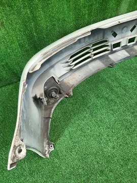 БАМПЕР НА TOYOTA VISTA SV50