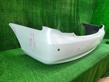БАМПЕР НА TOYOTA COROLLA  AXIO NZE141