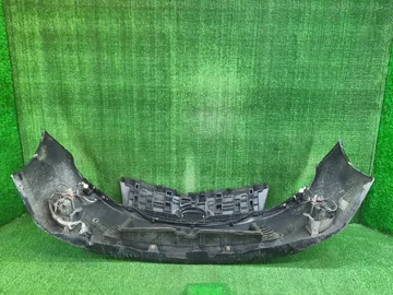 БАМПЕР НА TOYOTA PRIUS ZVW30