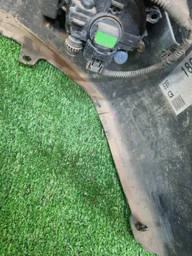 БАМПЕР НА TOYOTA PRIUS ZVW30