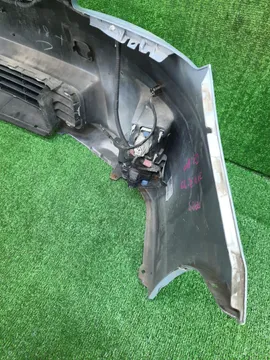 БАМПЕР НА TOYOTA PRIUS ZVW30