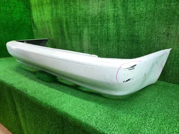 БАМПЕР НА TOYOTA COROLLA AE110