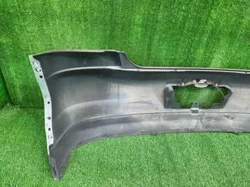 БАМПЕР НА NISSAN SKYLINE V35