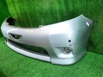 БАМПЕР НА TOYOTA ISIS ZGM10G