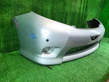 БАМПЕР НА TOYOTA ISIS ZGM10G