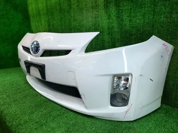БАМПЕР НА TOYOTA PRIUS ZVW30