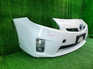 БАМПЕР НА TOYOTA PRIUS ZVW30