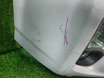 БАМПЕР НА TOYOTA PRIUS ZVW30