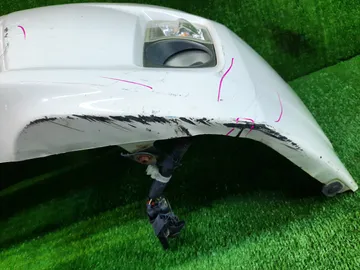 БАМПЕР НА TOYOTA PRIUS ZVW30