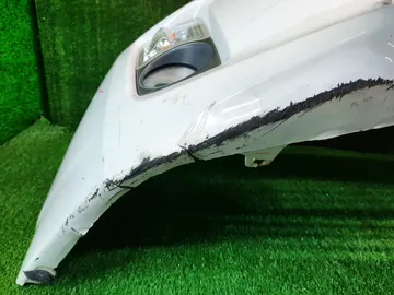 БАМПЕР НА TOYOTA PRIUS ZVW30
