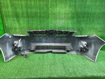 БАМПЕР НА TOYOTA PRIUS ZVW30