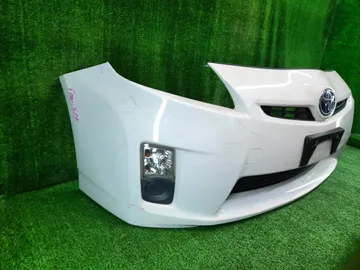 БАМПЕР НА TOYOTA PRIUS ZVW30