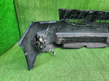БАМПЕР НА TOYOTA PRIUS ZVW30