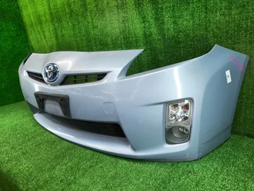 БАМПЕР НА TOYOTA PRIUS ZVW30