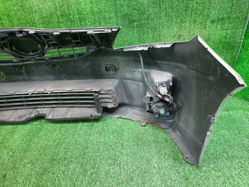 БАМПЕР НА TOYOTA PRIUS ZVW30