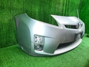 БАМПЕР НА TOYOTA PRIUS ZVW30