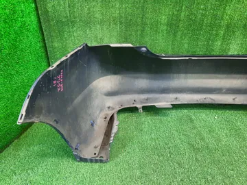 БАМПЕР НА TOYOTA PRIUS NHW20