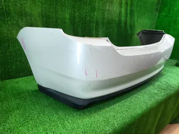 БАМПЕР НА TOYOTA PRIUS NHW20