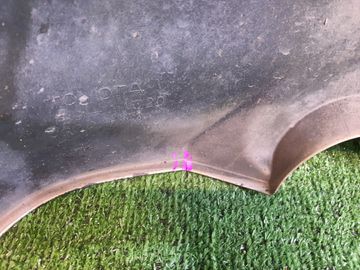 БАМПЕР НА TOYOTA ISIS ZNM10G