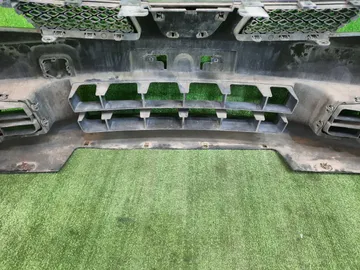 БАМПЕР НА NISSAN WINGROAD Y12