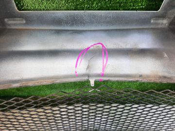 БАМПЕР НА TOYOTA HARRIER ACU10W