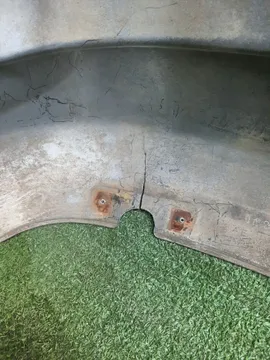 БАМПЕР НА NISSAN TINO V10