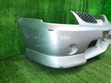 БАМПЕР НА NISSAN TINO V10