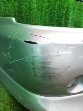 БАМПЕР НА NISSAN TINO V10