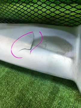 БАМПЕР НА NISSAN TINO V10