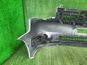 БАМПЕР НА TOYOTA NOAH ZRR70G 