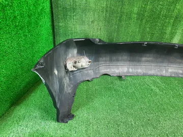 БАМПЕР НА TOYOTA HARRIER GSU35W