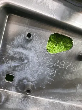 БАМПЕР НА TOYOTA PRIUS ZVW60