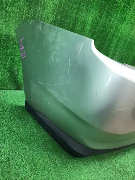 БАМПЕР НА TOYOTA PRIUS NHW20