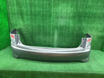 БАМПЕР НА TOYOTA ISIS ZNM10G
