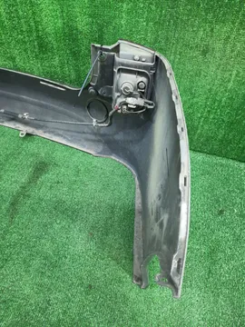 БАМПЕР НА TOYOTA ISIS ZNM10G
