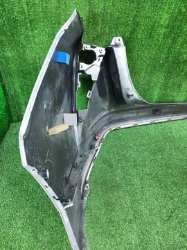 БАМПЕР НА TOYOTA PRIUS ZVW50