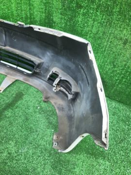 БАМПЕР НА TOYOTA ISIS ZNM10G