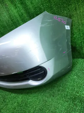 БАМПЕР НА TOYOTA ISIS ZNM10G