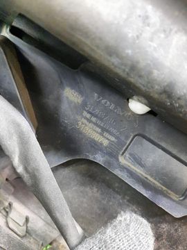 БАМПЕР НА VOLVO V40 MV