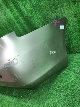 БАМПЕР НА TOYOTA COROLLA  AXIO NZE141
